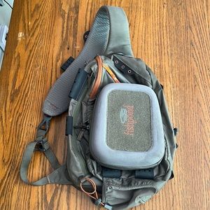 Fishpond Summit Sling